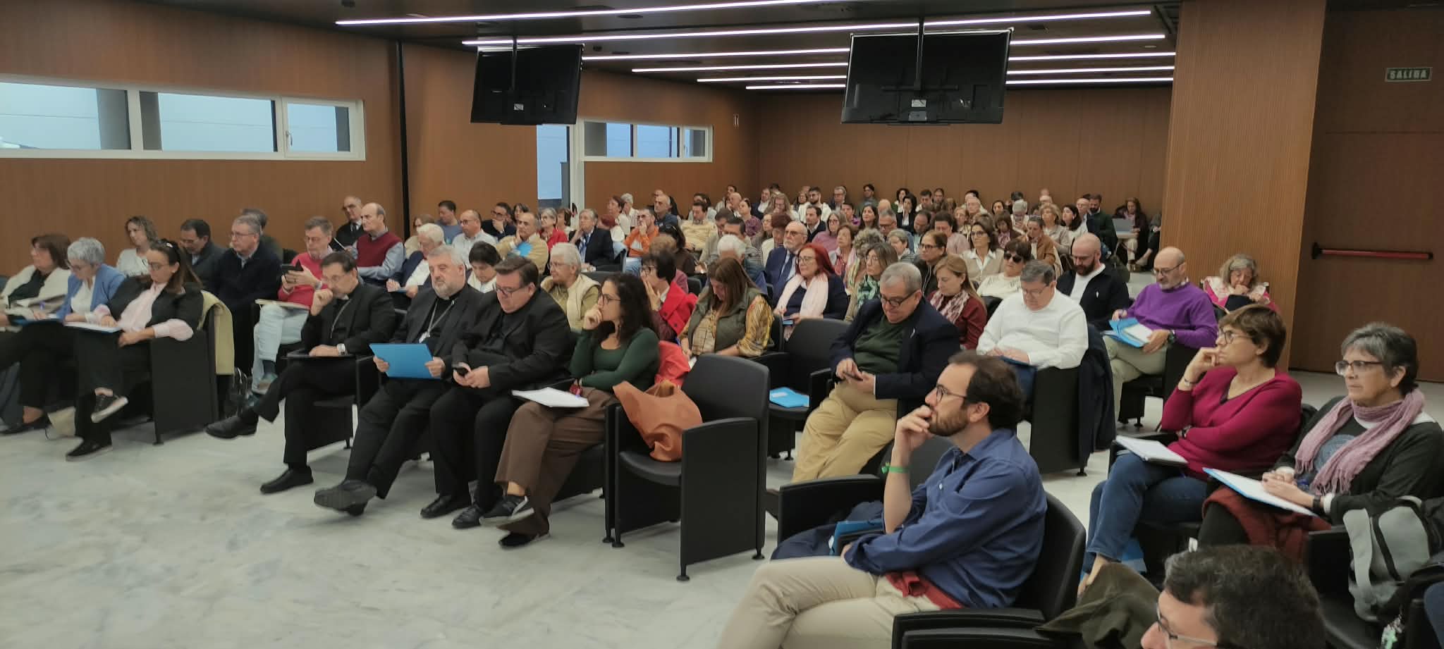 El cardenal Cobo anima a los laicos a transformar la sociedad desde el Evangelio en las Jornadas de Apostolado Seglar